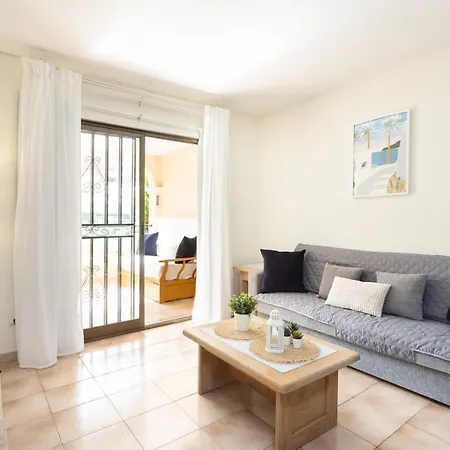 アパート Home2book Charming Castle Harbour Cristianos