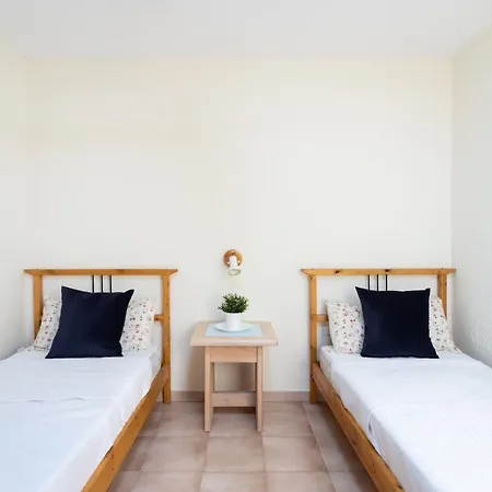 Home2book Charming Castle Harbour Cristianos アパート ロスクリスティアーノス