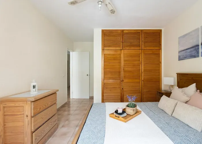 Home2book Charming Castle Harbour Cristianos * ロスクリスティアーノス