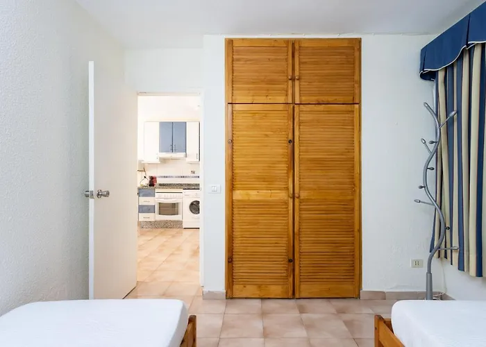 Апартаменты Home2book Charming Castle Harbour Cristianos Лос Кристианос